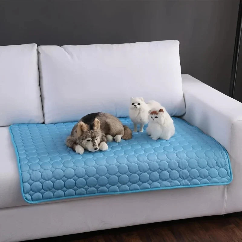 Midello ChillZone dog cooling mat in grey — self-cooling pet pad for hot summer days